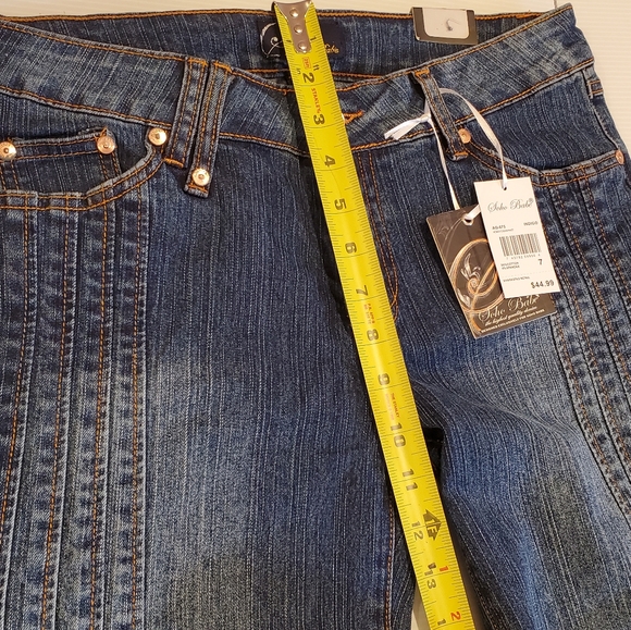 Soho Babe Indigo Capri Pleaded Jeans NWT Size 7 - Picture 8 of 16